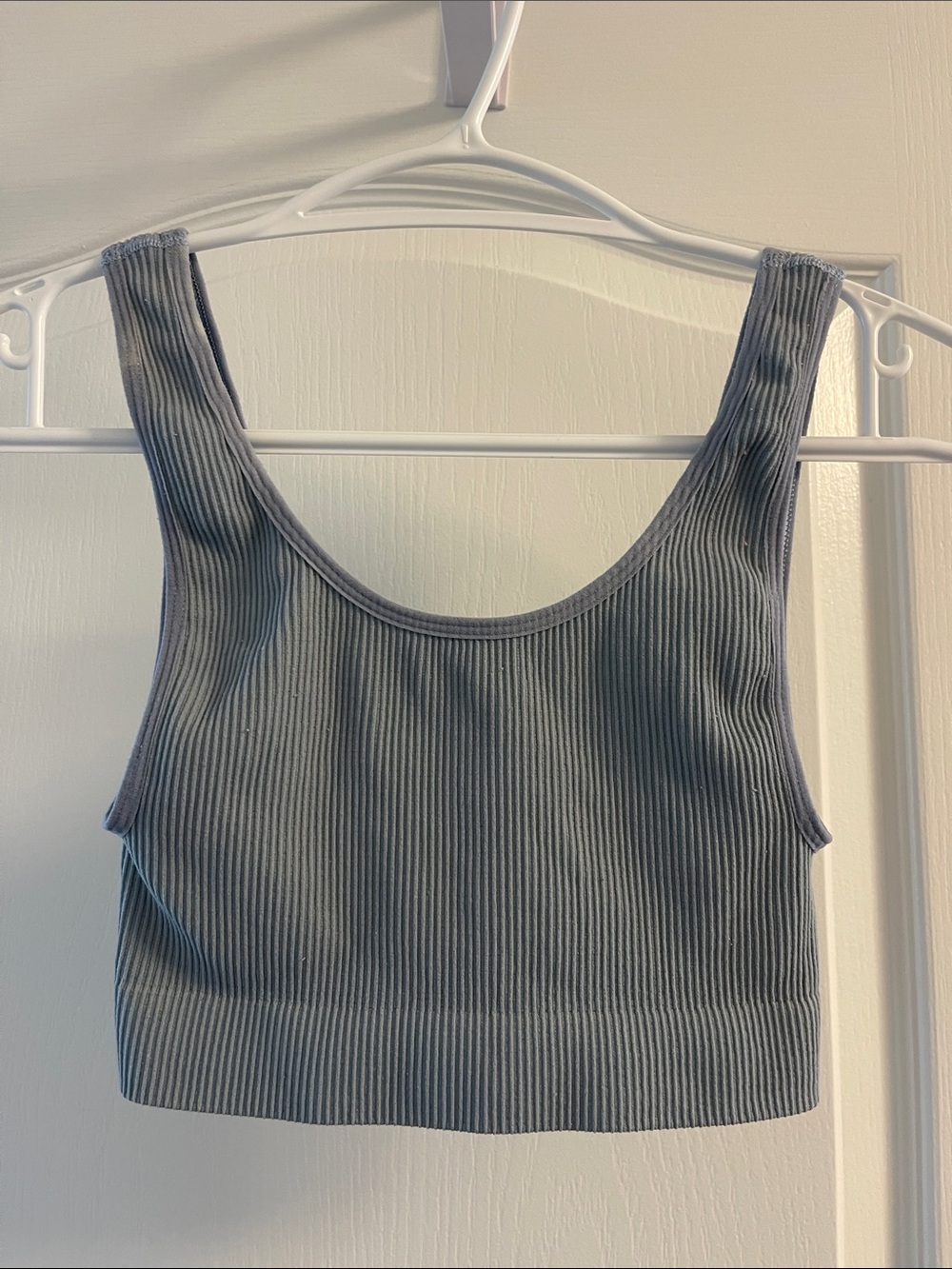 SUNDAY BEST Ribbed Scoop Neck Crop Tank Top